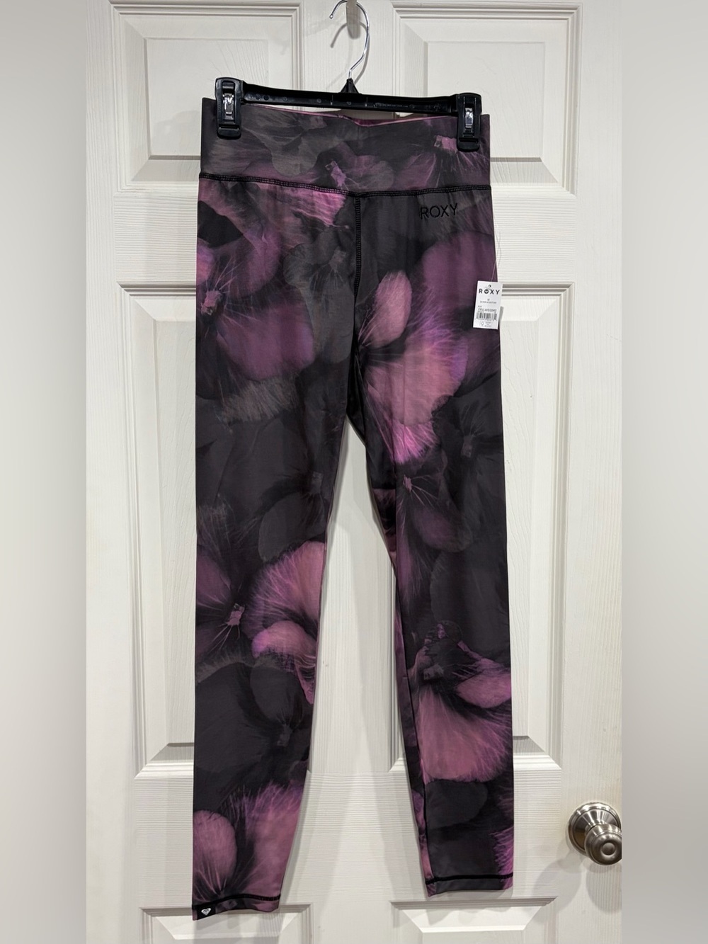 Roxy Women's Medium Daybreak Technical Base Layer Leggings Tights NWT Pink Black